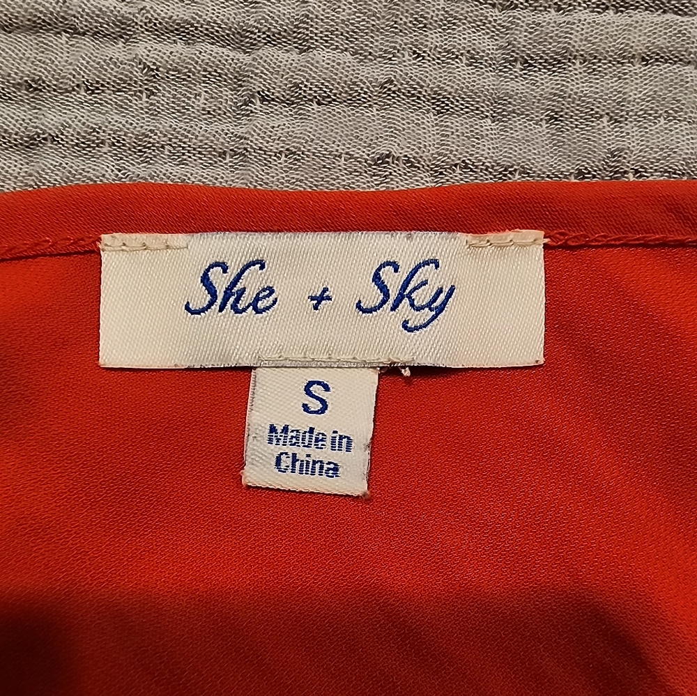 Red/Orange Top - Picture 3 of 9